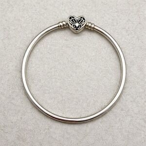 Pre Owned PANDORA 925 Heart & Butterfly Charm Bangle Bracelet 592593C01